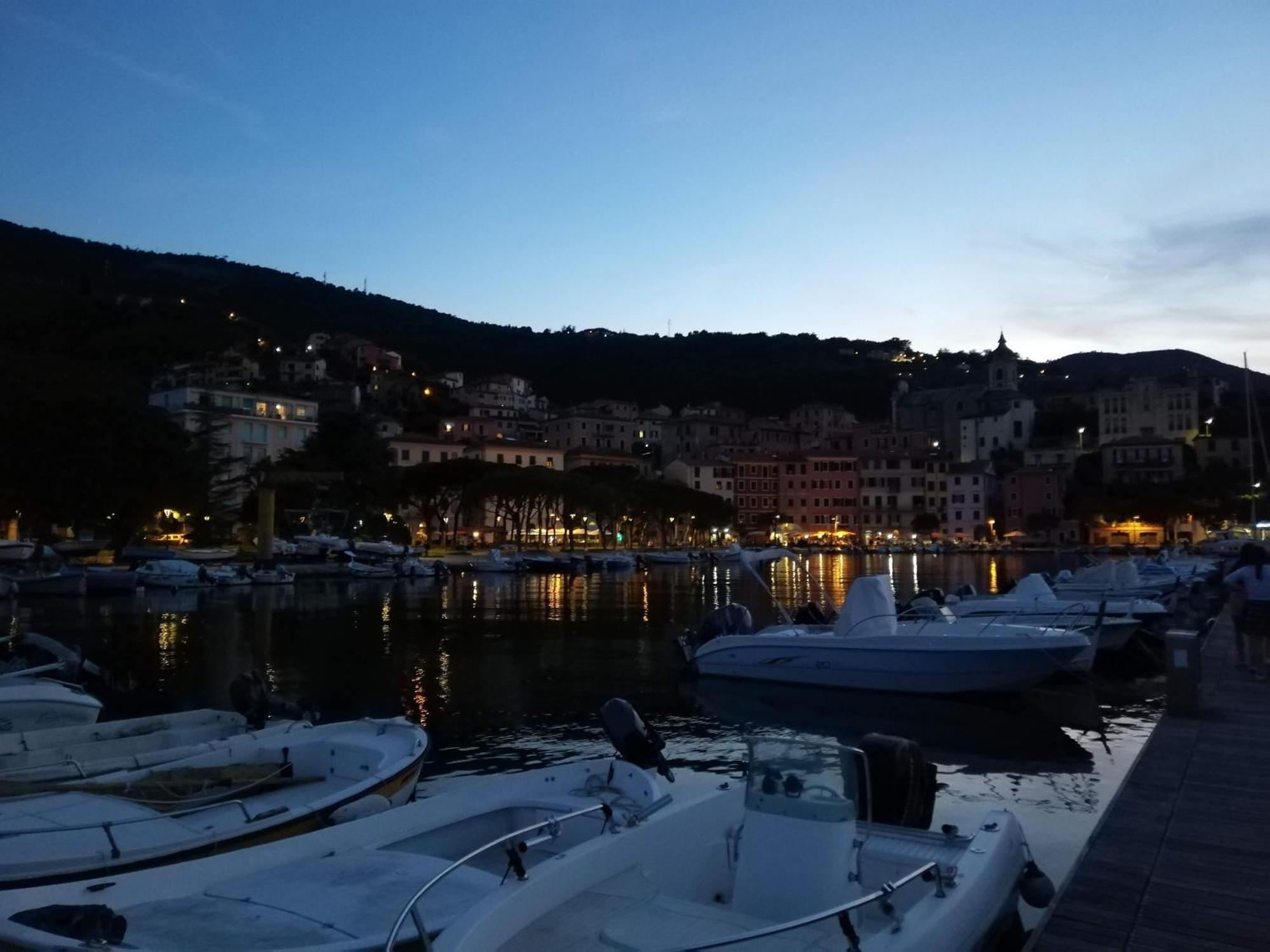 Ca' Tinetto Villa Fezzano  Buitenkant foto